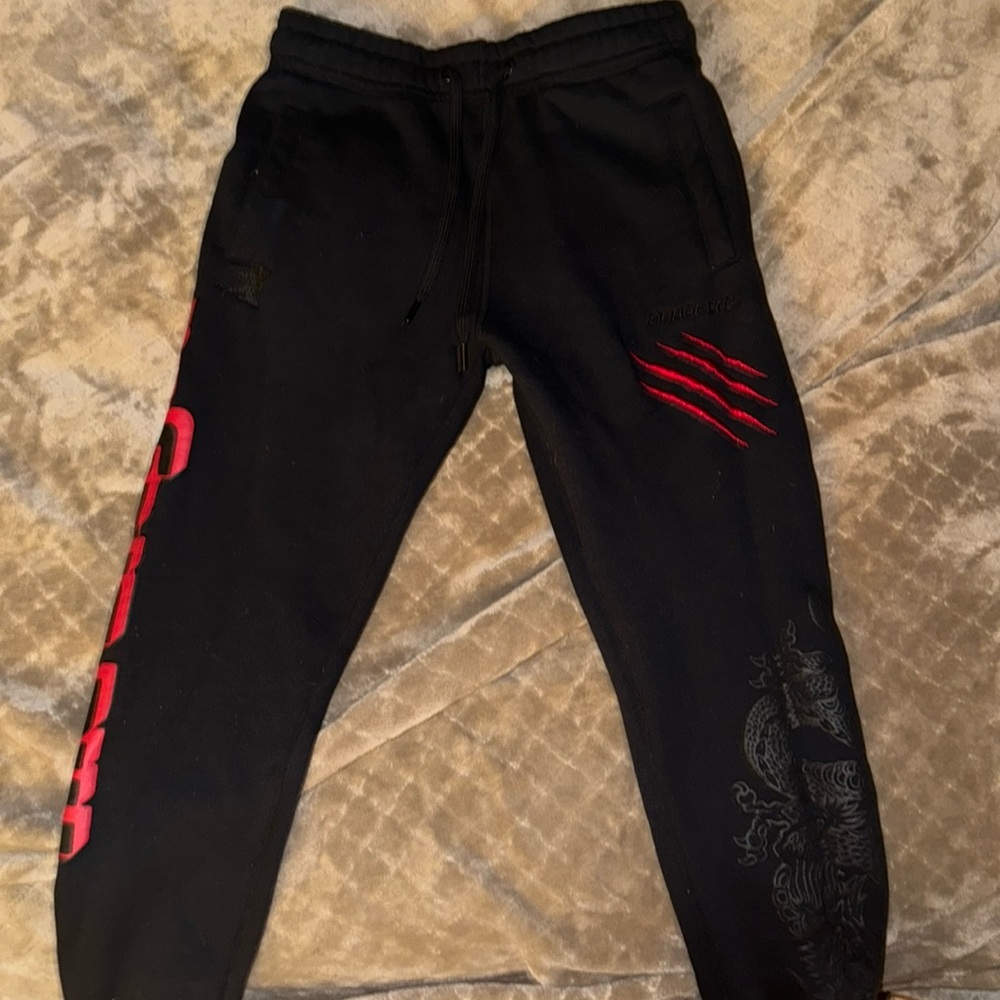 Men’s Size S Black Bruce Lee heavyweight cotton joggers from Shoe Palace